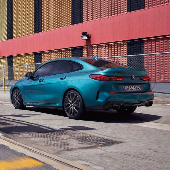 Video, BMW 2. sērijas Gran Coupé Video, BMW 2. sērijas Gran Coupé, F44, metāliska Snapper Rocks Blue krāsa, virsbūve