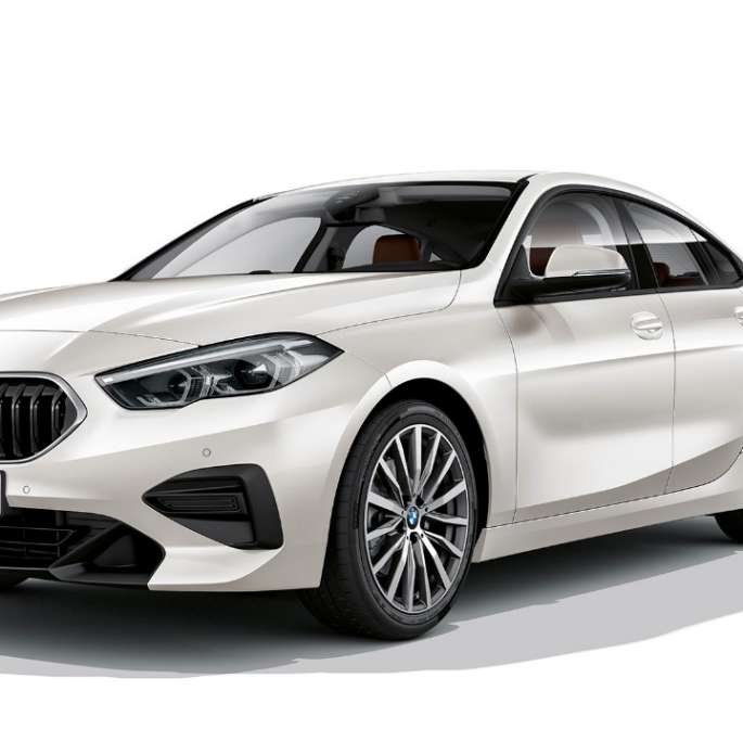 BMW elipsveida režģis, BMW 2. sērijas Gran Coupé, Advantage modelis BMW elipsveida režģis, BMW 2. sērijas Gran Coupé, Advantage modelis, Mineral White krāsa, F44, trīs ceturtdaļu priekšpuses skats