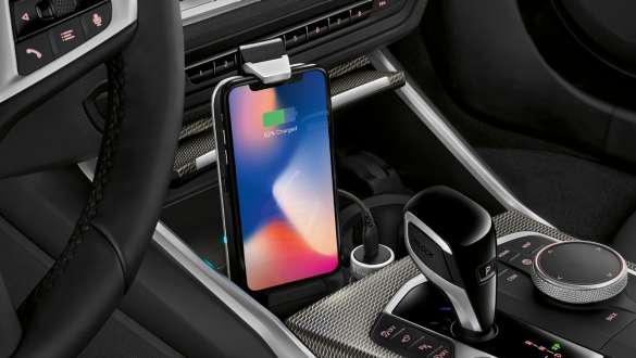 BMW 3. sērijas Sedan (G20), universālā BMW bezvadu uzlādes stacija BMW 3. sērijas Sedan (G20), universālā BMW bezvadu uzlādes stacija