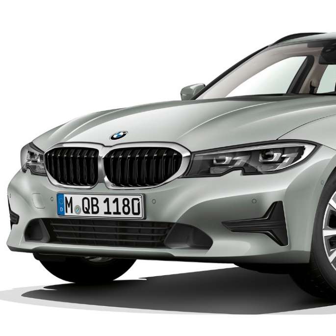 Advantage modelis, trīs ceturtdaļu skatā no priekšpuses BMW 3. sērijas Touring, Advantage modelis trīs ceturtdaļu skatā no priekšpuses