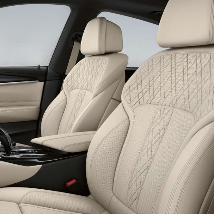 Apdare, BMW 6. sērijas Gran Turismo, M sporta pakotne, G32, 2020 Ekskluzīvas Nappa ādas apdare, Ivory White krāsa, BMW 6. sērijas Gran Turismo, G32, 640i, xDrive, 2020, M sporta pakotne, salons