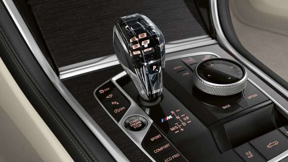 BMW M850i xDrive metāliskā Dravit Grey krāsā, CraftedClarity stikla aplikācija. BMW M850i xDrive metāliskā Dravit Grey krāsā, CraftedClarity stikla aplikācija.