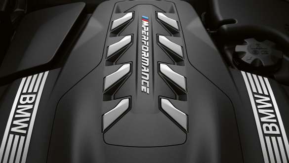 BMW M850i xDrive metāliskā Dravit Grey krāsā, BMW TwinPower Turbo astoņcilindru benzīna dzinējs. BMW M850i xDrive metāliskā Dravit Grey krāsā, BMW TwinPower Turbo astoņcilindru benzīna dzinējs.