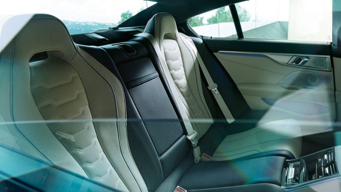 Salona dizains – aizmugure BMW 8. sērijas Gran Coupé, salona dizains – aizmugure
