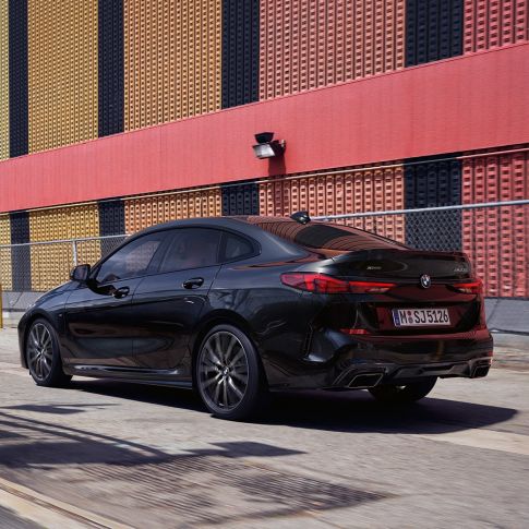 Coupé siluets, BMW M235i xDrive Gran Coupé Coupé siluets, BMW M235i xDrive Gran Coupé, 2020, metāliska Black Sapphire krāsa, F44, trīs ceturtdaļu sānskats