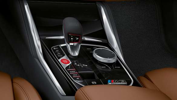 Astoņpakāpju M Steptronic pārnesumkārba, BMW M3 M Competition Sedan, G80, 2020 BMW M3 Competition Sedan, G80, 2020, astoņpakāpju M Steptronic pārnesumkārba, tuvplāns, viduskonsole, salons