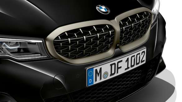 Mērenā hibrīdtehnoloģija, BMW M340i xDrive Sedan, G20, 2020 BMW M340i xDrive Sedan, G20, 2020, metāliska Sapphire Black krāsa, mērenā hibrīdtehnoloģija, priekšpuse, tuvplāns