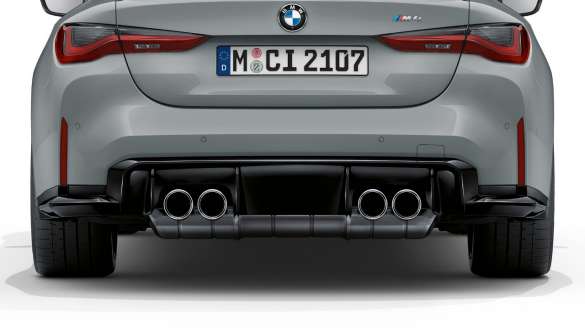 Izpūtēja cauruļu apdares elementi Chrome krāsā, BMW M4 Coupé, G82, 2020 BMW M4 Coupé, G82, 2020, izpūtēja cauruļu apdares elementi Chrome krāsā, tuvplāns