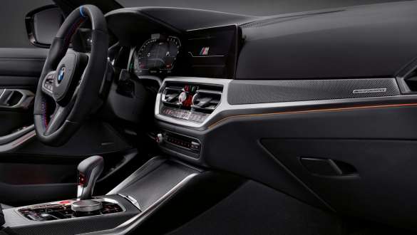 M Performance salona apdares joslas, oglekļa šķiedra, BMW M4 Coupé, G82, 2020 BMW M4 Coupé, G82, 2020, M Performance salona apdares joslas, oglekļa šķiedra, tuvplāns