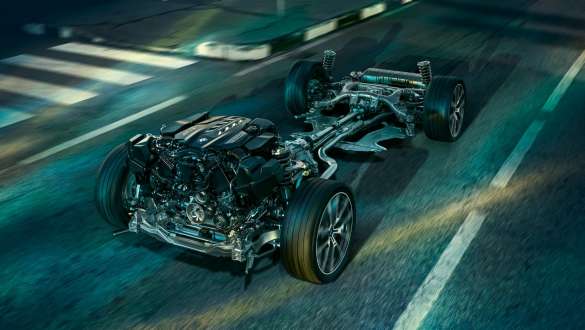 Adaptīvā M balstiekārta. BMW M850i xDrive Coupé ar adaptīvo M balstiekārtu.