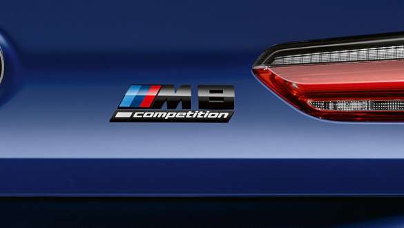 M8 Competition emblēma. BMW M8 Competition Coupé M8 Competition emblēma.