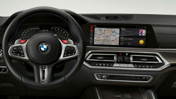 BMW X6 M automobiļi ar BMW Live kokpitu Professional, F96 BMW Live kokpits Professional, BMW X6 M automobiļi, F96, 2020, SUV, salons