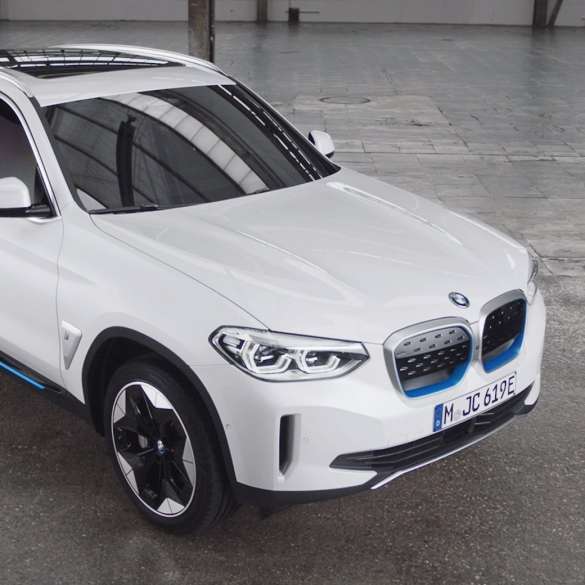 BMW iX3, G08, virsbūves dizains, video BMW iX3, G08, 2020, metāliska Mineral White krāsa, virsbūves dizains, video