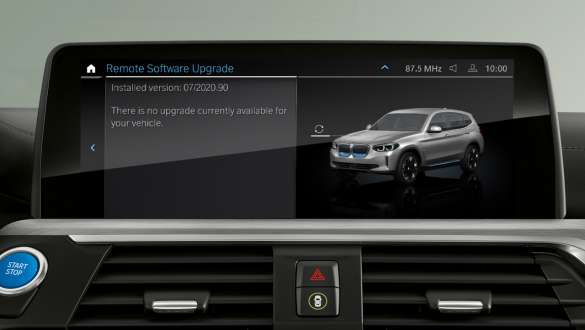 Attālā programmatūras jaunināšana, BMW iX3, G08 Attālā programmatūras jaunināšana, BMW iX3, G08, 2020, vadības displejs, salons