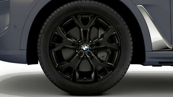 21 collas BMW vieglmetāla disks ar Y-spoke 752. stilu Jet Black krāsā, BMW X7, G07, LCI 21 collas BMW vieglmetāla disks ar Y-spoke 752. stilu Jet Black krāsā, BMW X7, G07, tuvplāns
