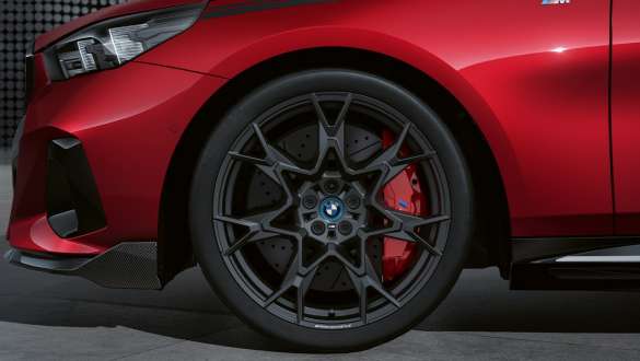 Oriģināls pilns BMW ritenis, 22 collu M Performance aerodinamiski divtoņu diski ar Y-spoke 1022 M stilu Oriģināls pilns BMW ritenis, 22 collu M Performance aerodinamiski divtoņu diski ar Y-spoke 1022 M stilu