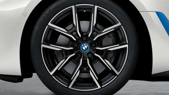 Oriģināls pilns BMW ritenis, 19 collu M vieglmetāla divtoņu disks ar Y-spoke 859 M stilu Oriģināls pilns BMW ritenis, 19 collu M vieglmetāla divtoņu disks ar Y-spoke 859 M stilu