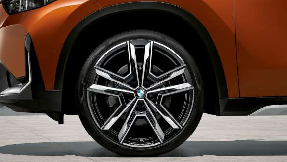 Oriģināls pilns BMW ritenis, 19 collu M Performance vieglmetāla disks ar Y-spoke 898 M stilu Frozen Gunmetal krāsā Oriģināls pilns BMW ritenis, 19 collu M Performance vieglmetāla disks ar Y-spoke 898 M stilu Frozen Gunmetal krāsā