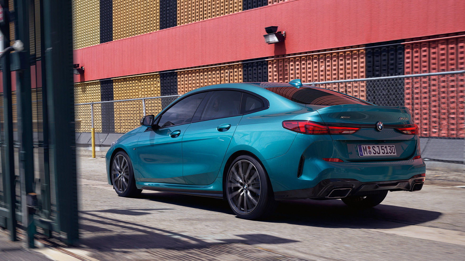 Video, BMW 2. sērijas Gran Coupé Video, BMW 2. sērijas Gran Coupé, F44, metāliska Snapper Rocks Blue krāsa, virsbūve