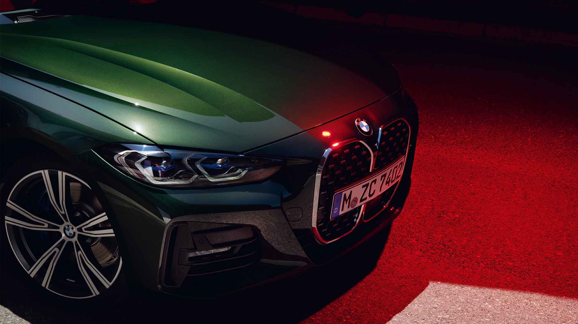 Priekšpuses skats, dubultais elipsveida režģis, BMW 4. sērijas Cabrio, G23, 2020 BMW 4. sērijas Cabrio, G23, 2020, metāliska Sanremo Green krāsa, priekšpuses skats, stāvošs automobilis, tuvplāns, dubultais elipsveida režģis