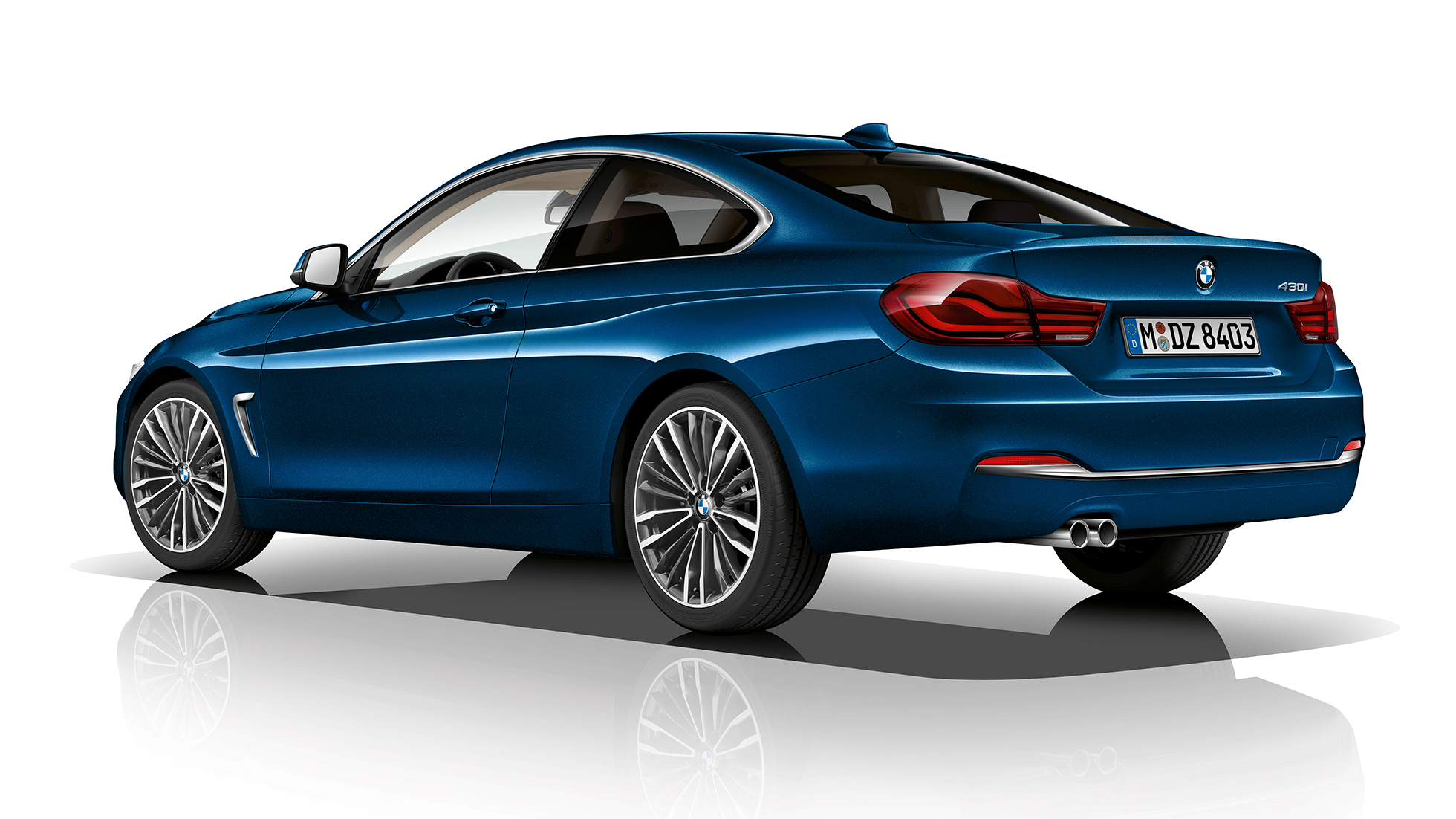BMW 4. sērijas Coupé, Luxury Line modeļa trīs ceturtdaļu aizmugures skats BMW 4. sērijas Coupé, Luxury Line modeļa trīs ceturtdaļu aizmugures skats