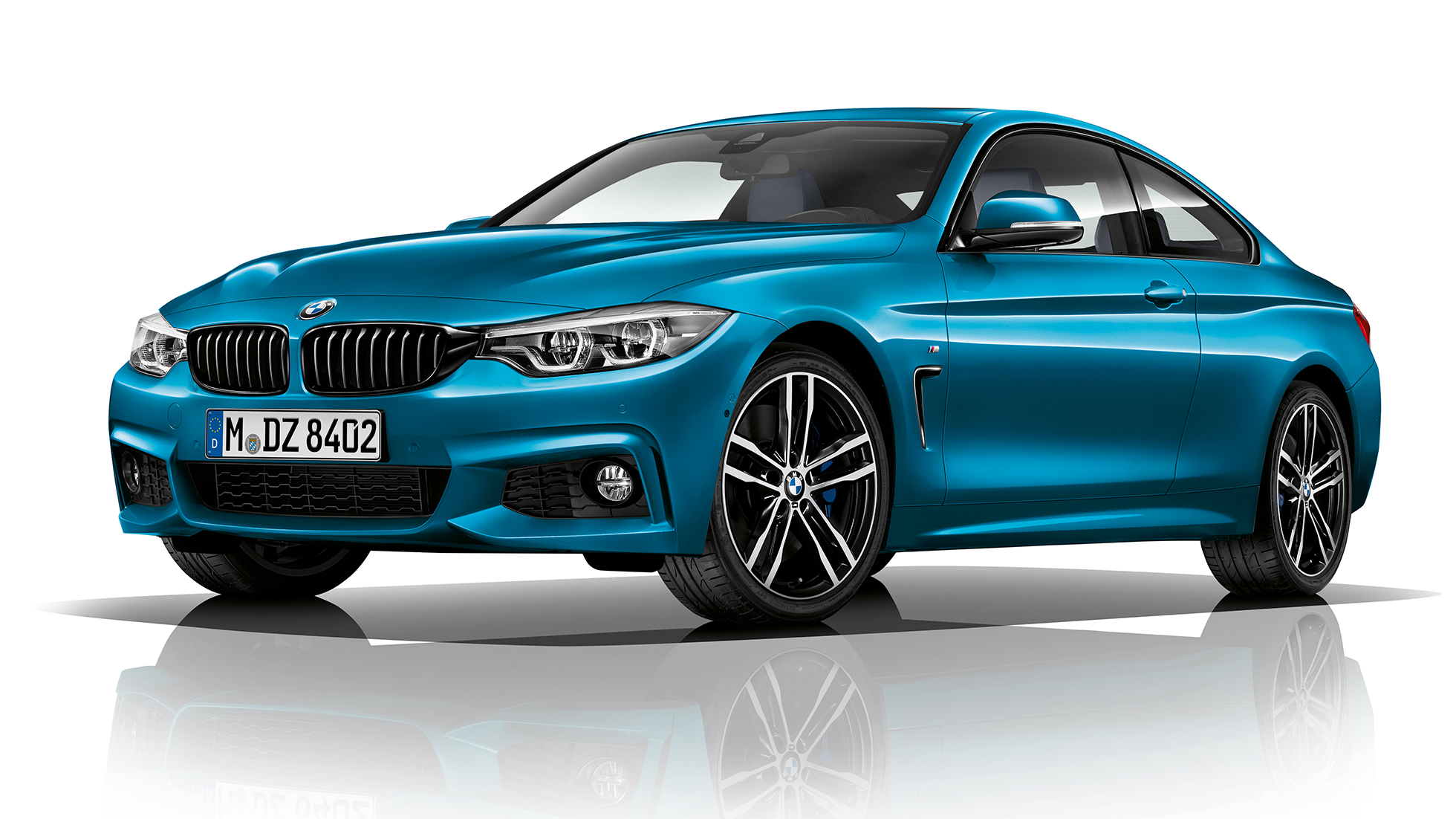 BMW 4. sērijas Coupé, M Sport modeļa trīs ceturtdaļu priekšējais skats BMW 4. sērijas Coupé, M Sport modeļa trīs ceturtdaļu priekšējais skats