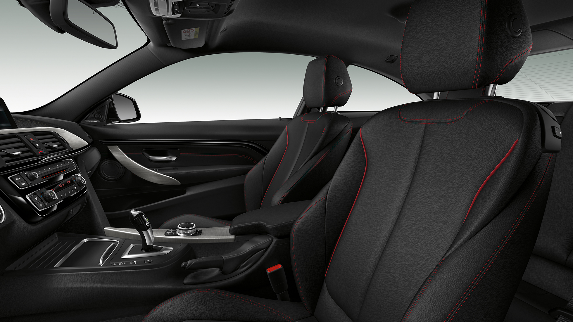 BMW 4. sērijas Coupé, Sport Line modeļa salons BMW 4. sērijas Coupé, Sport Line modeļa salons