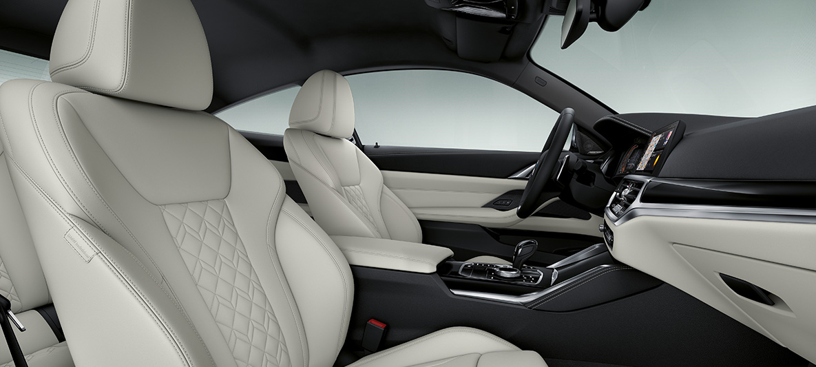 Merino ādas apdare, Ivory White krāsa, BMW 4. sērijas Coupé, Individual, G22, 2020, salons BMW Individual paplašināta Merino ādas apdare, Ivory White krāsa, BMW 4. sērijas Coupé, Individual, G22, 2020, salons, kokpits