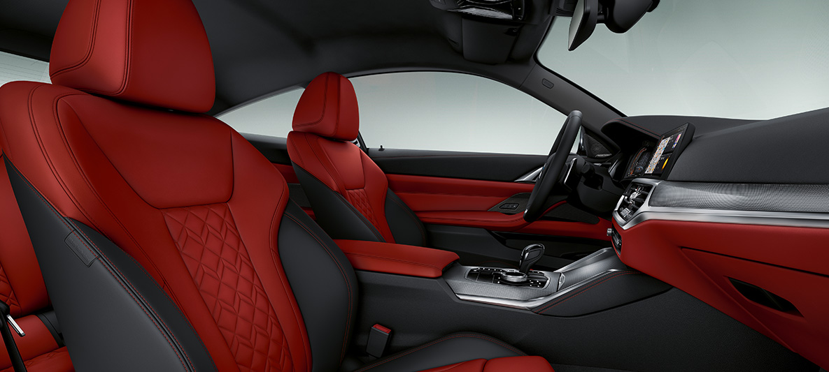 Merino ādas apdare, Fiona Red/Black krāsa, BMW 4. sērijas Coupé, Individual, 2020, G22, salons BMW Individual paplašināta Merino ādas apdare, Fiona Red/Black krāsa, BMW 4. sērijas Coupé, Individual, G22, 2020, salons