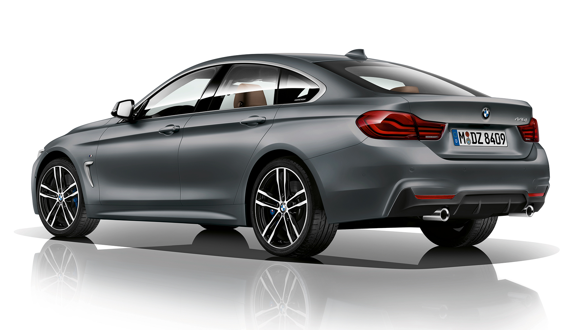 BMW 4. sērijas Gran Coupé, M Sport modeļa trīs ceturtdaļu aizmugures skats BMW 4. sērijas Gran Coupé, M Sport modeļa trīs ceturtdaļu aizmugures skats