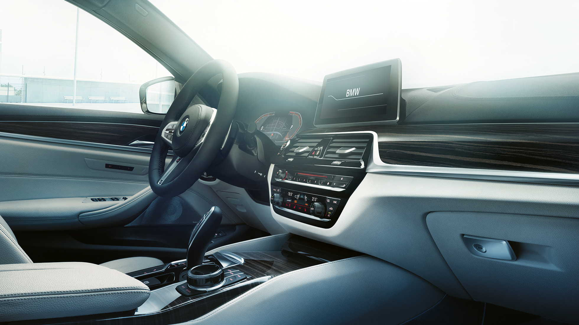 Kokpits, BMW 5. sērijas Sedan Kokpits, BMW 5. sērijas Sedan pamatinformācija, 540i Sedan G30, metāliska Bluestone krāsa, salons