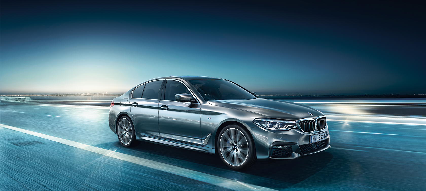 BMW 5. sērijas Sedan BMW 5. sērijas Sedan, jauns 540i Sedan G30, metāliska Bluestone krāsa, sānskats