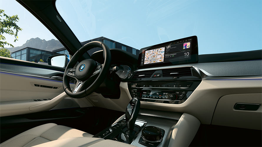 Salons, BMW 5. sērijas Sedan, G30 BMW 5. sērijas Sedan, G30, atjaunināts, 2020, salons