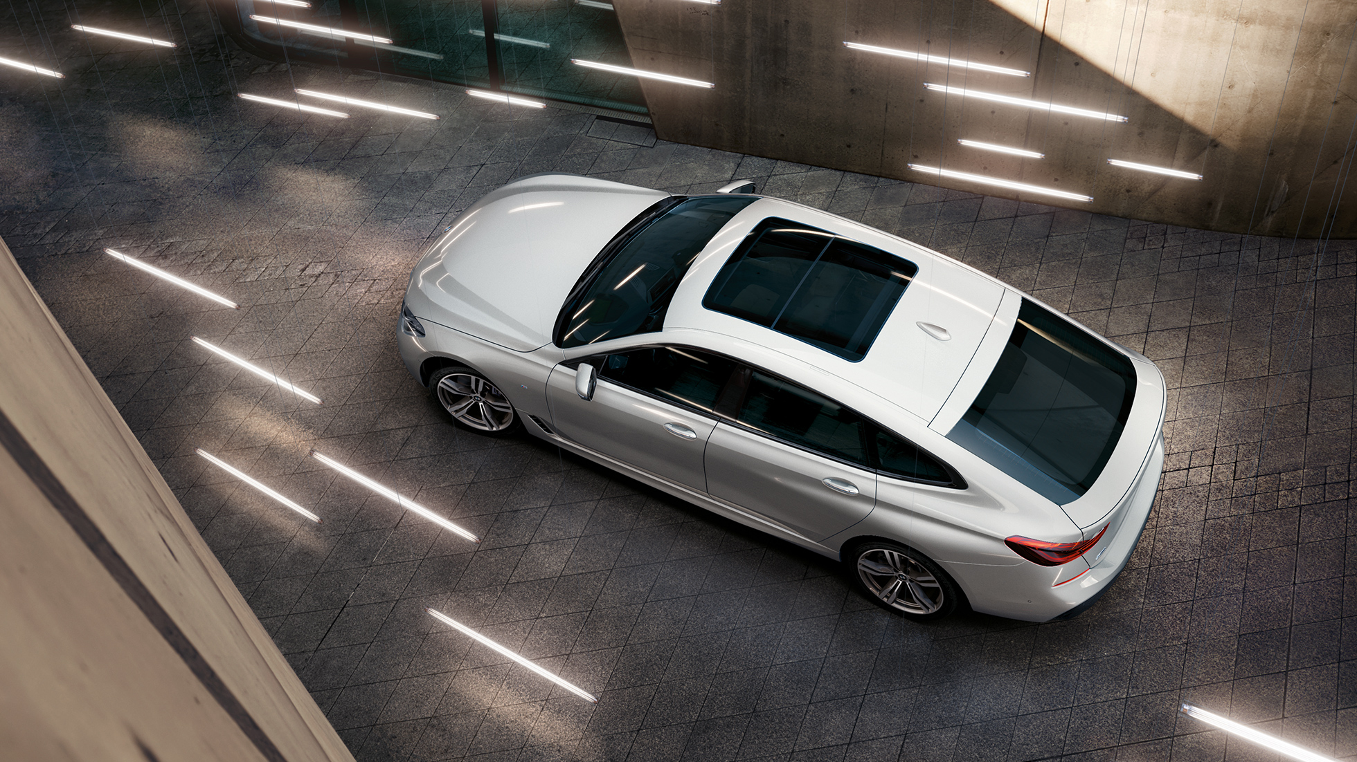BMW 6. sērijas Gran Turismo, G32, skats no putna lidojuma BMW 6. sērijas Gran Turismo, G32, 2017, metāliska Mineral White krāsa, skats no putna lidojuma