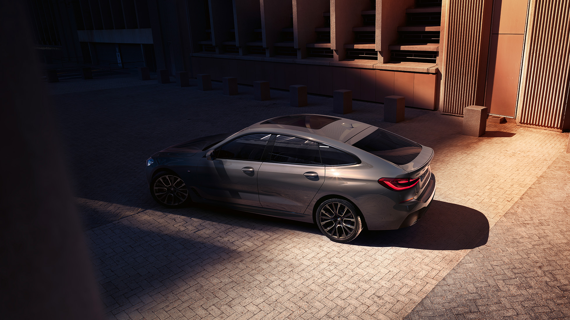 Virsbūve, BMW 6. sērijas Gran Turismo G32, 2020 BMW 6. sērijas Gran Turismo 640i xDrive G32, 2020, Bernina Grey krāsa, skats no putna lidojuma