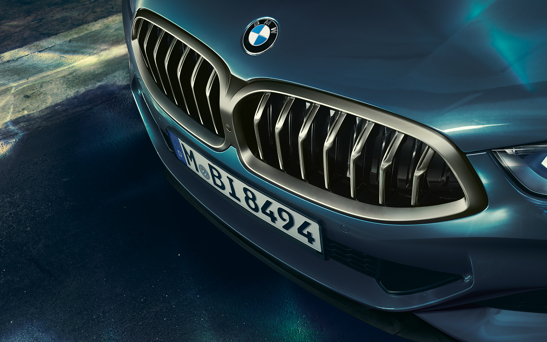 BMW 8. sērijas Coupé, priekšpuse BMW 8. sērijas Coupé priekšpuses tuvplāns.