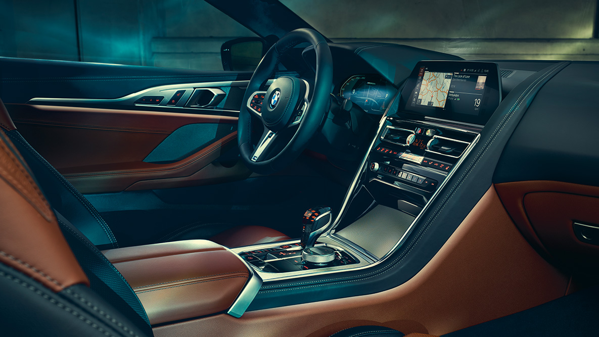 BMW 8. Series Coupé, salons. BMW 8. sērijas Coupé salons.