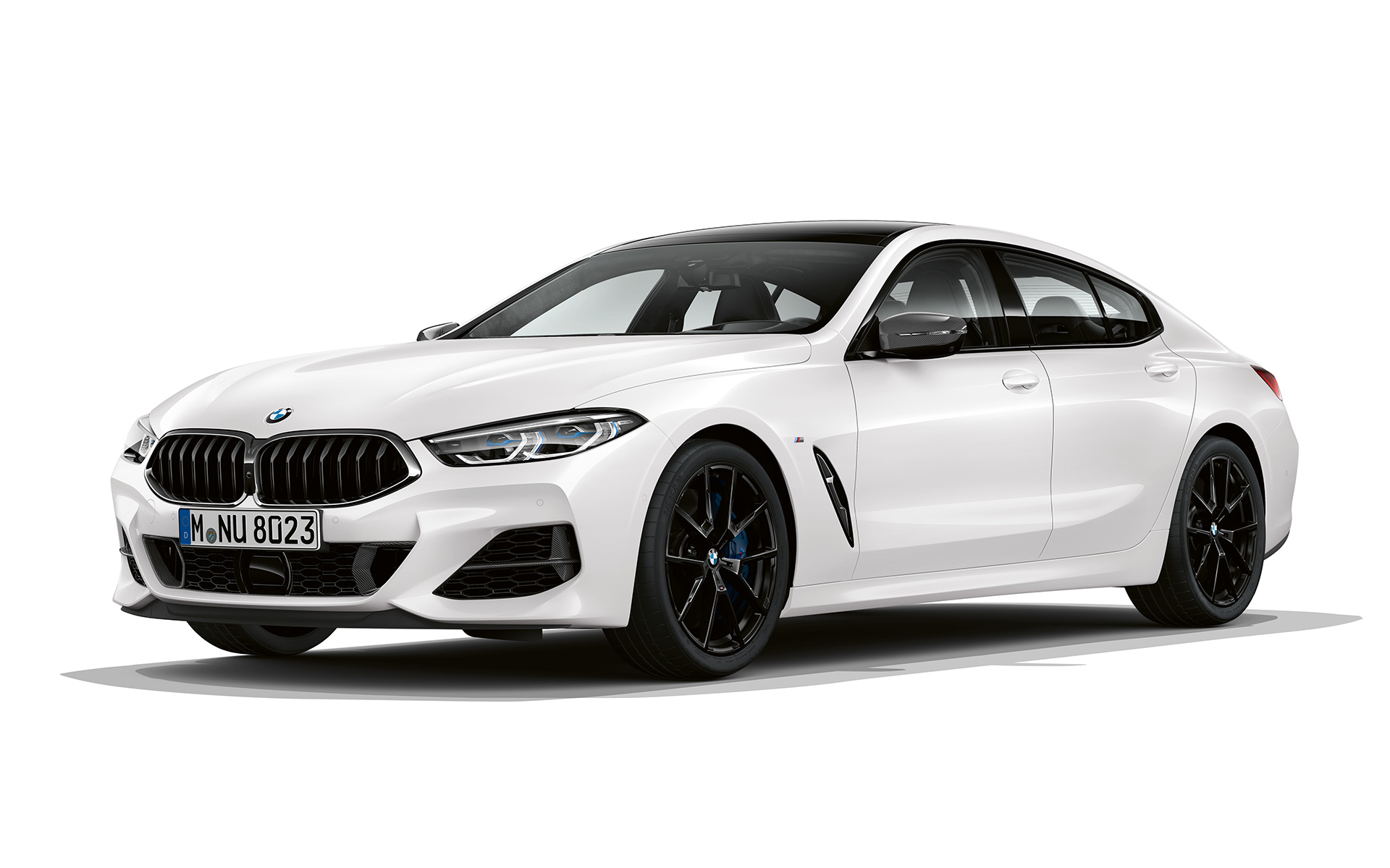 Pure Contrast trīs ceturtdaļu priekšpuses skats BMW 8. sērijas Gran Coupé, Pure Contrast trīs ceturtdaļu priekšpuses skats