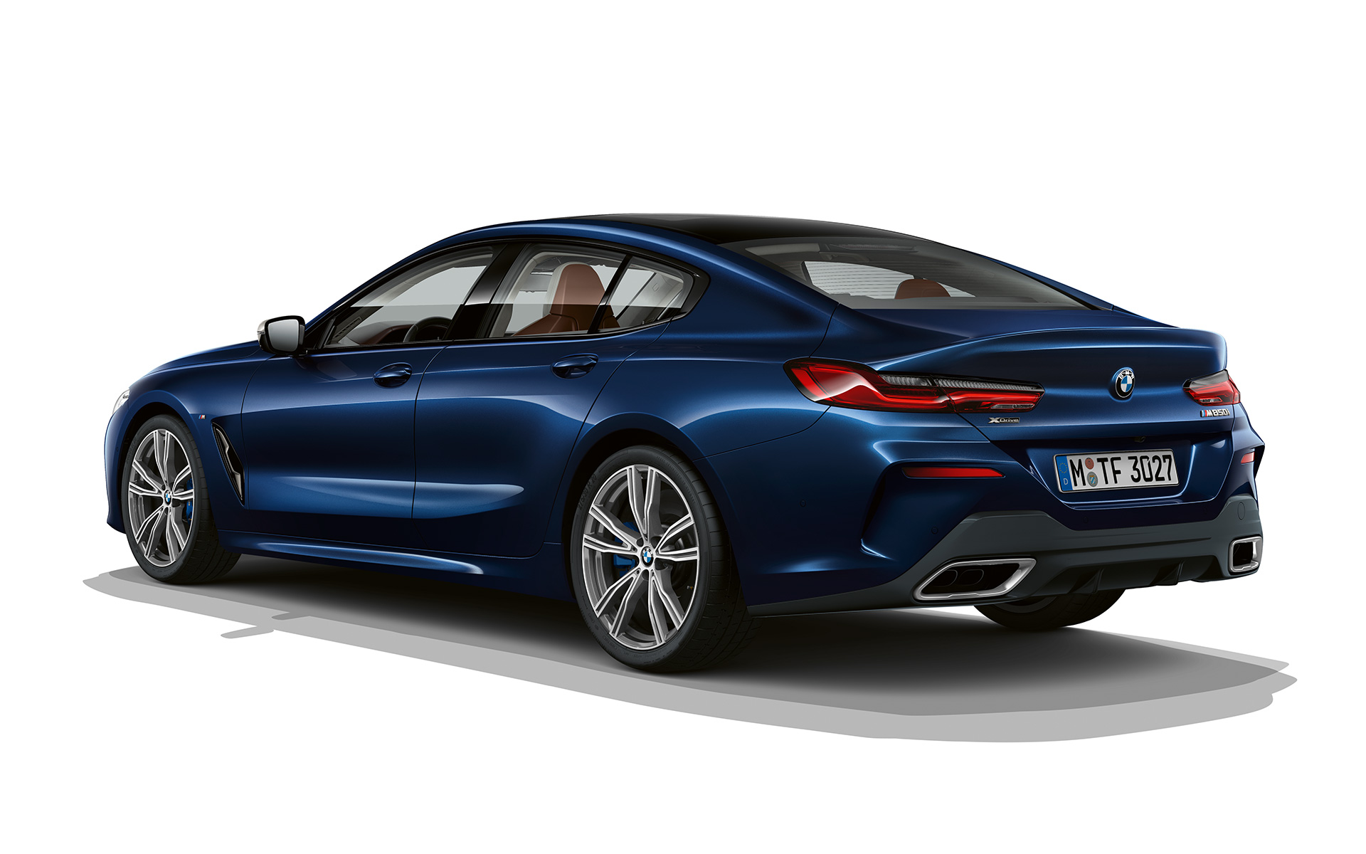 Individual Sophistication trīs ceturtdaļu skats no aizmugures BMW 8. sērijas Gran Coupé, Individual Sophistication trīs ceturtdaļu aizmugures skats