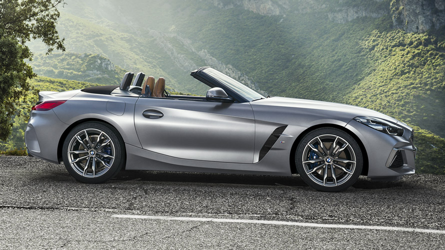 BMW Z4 M40i Roadster G29, sānskats BMW Z4 M40i Roadster G29, sānskats