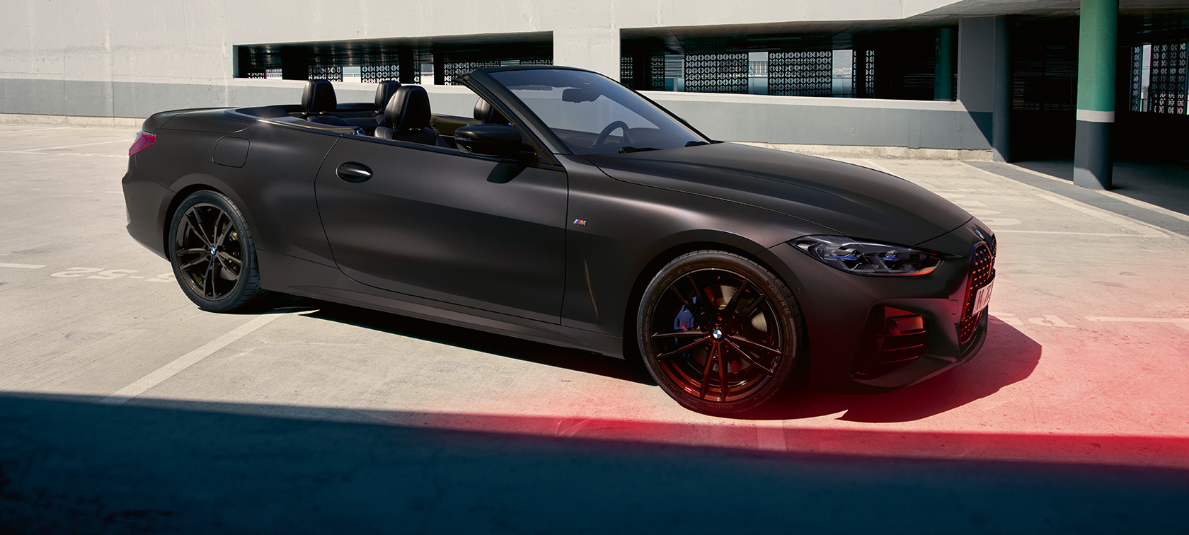 Trīs ceturtdaļu sānskats, BMW M440i xDrive Cabrio, G23, 2020 BMW M440i xDrive Cabrio, G23, 2020, BMW Individual metāliska Frozen Deep Grey krāsa, trīs ceturtdaļu sānskats
