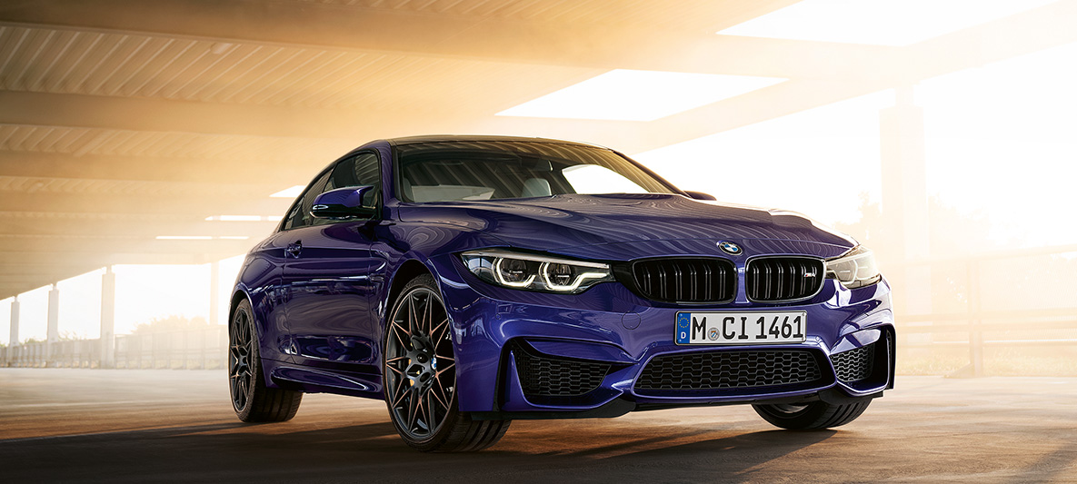 BMW M4 Coupé, M Heritage laidiena Velvet Blue krāsa BMW M4 Coupé, M Heritage laidiens, speciālais laidiens, Velvet Blue krāsa