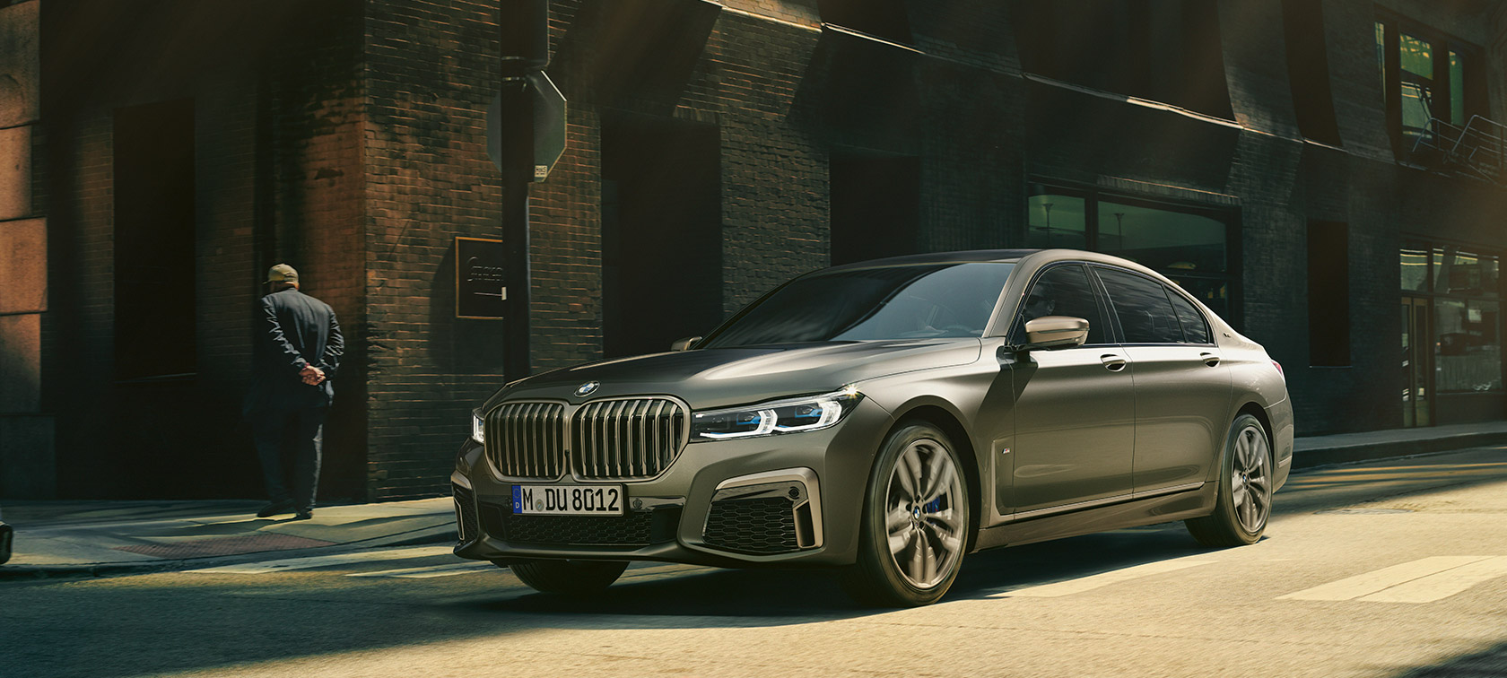 Informācija BMW M760Li xDrive Sedan, BMW M7, BMW 760Li Individual, informācija