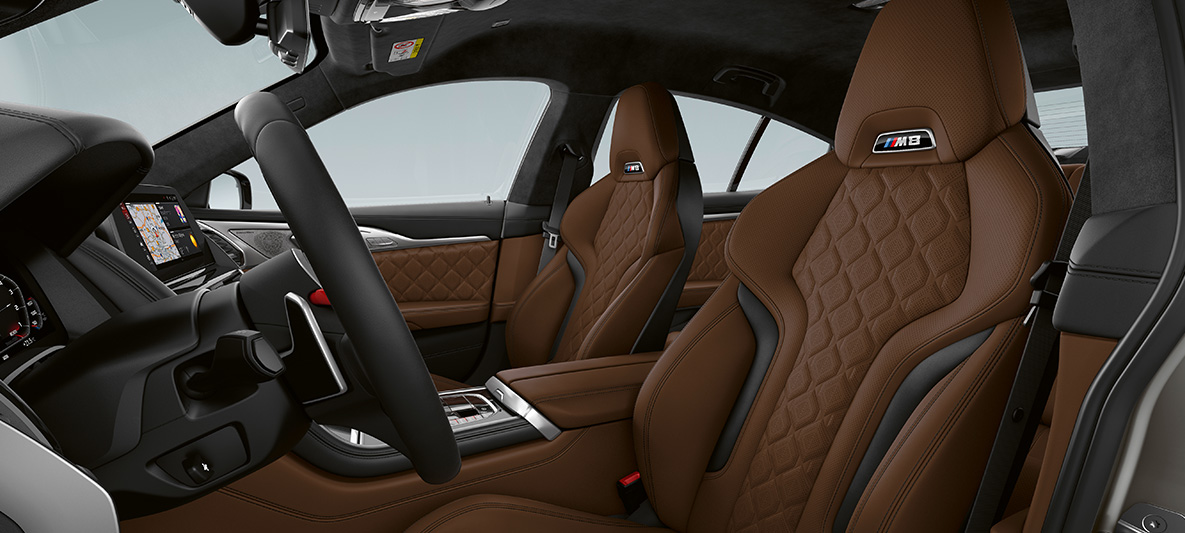 M sporta sēdekļi ar Merino ādas apdari, BMW M8 Gran Coupé M sporta sēdekļi ar M8 logotipu un Merino ādas apdari, BMW M8 Gran Coupé F93 2020, salons