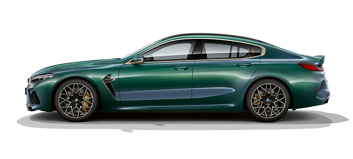 BMW M8 Gran Coupé First Edition, sānskats BMW M8 Gran Coupé First Edition F93 2020, BMW Individual metāliska Aurora Diamond Green krāsa, sānskats