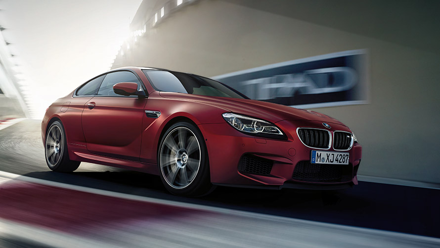 BMW M6, F13, trīs ceturtdaļu sānskats, braucienā uz ielas BMW M sērija, BMW M6, F13, trīs ceturtdaļu sānskats, braucienā uz ielas