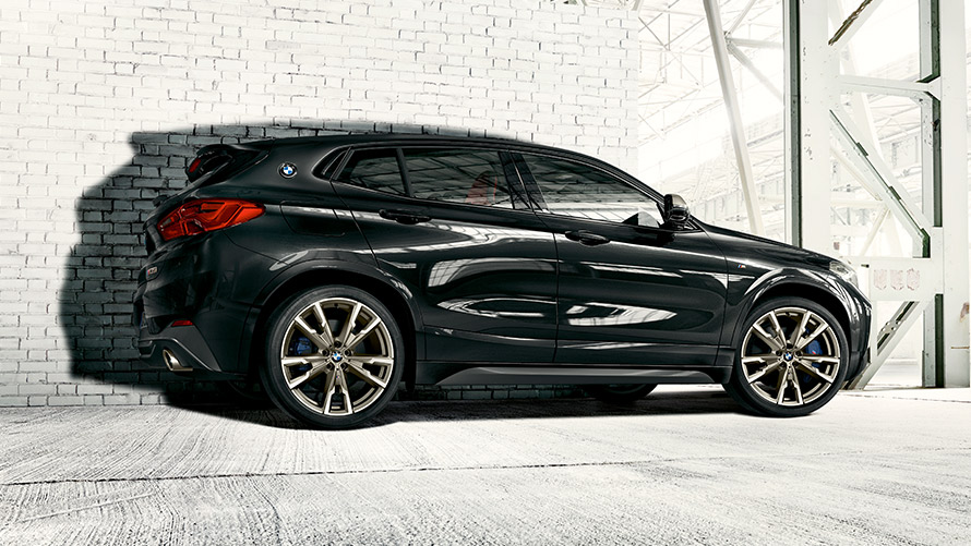 BMW X2 M35i (F39), metāliska Black Sapphire krāsa, tehniskie dati BMW X2 M35i (F39), metāliska Black Sapphire krāsa, tehniskie dati