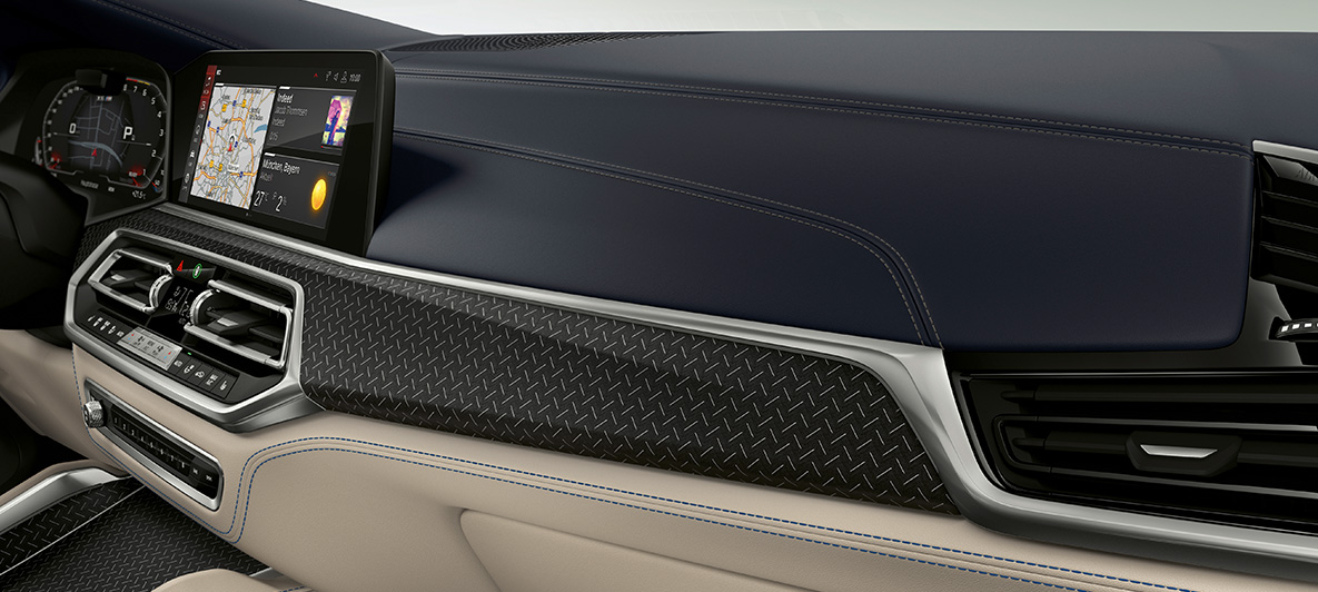 BMW X6 M, Individual, F96 SUV 2020, salons BMW X6 M F96 SUV 2020, BMW Individual salona smalka koka apdares elementi Fineline Black krāsā ar alumīnija ielaidumiem