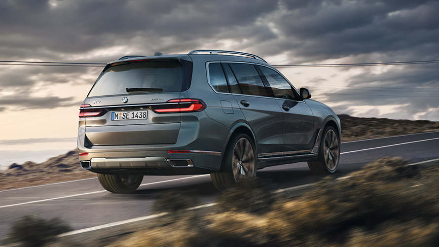 BMW X7, G07, pirmā paaudze, trīs ceturtdaļu priekšpuses skats, stāvošs automobilis BMW X sērija, BMW X7, G07, pirmā paaudze, trīs ceturtdaļu priekšpuses skats, stāvošs automobilis