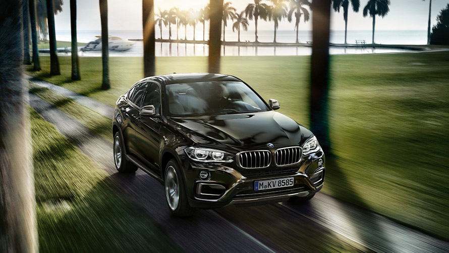 BMW X6, F16, otrā paaudze, trīs ceturtdaļu priekšpuses skats, braucienā BMW X sērija, BMW X6, F16, otrā paaudze, trīs ceturtdaļu priekšpuses skats, braucienā